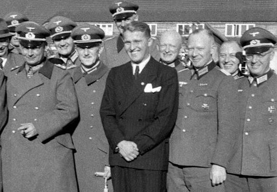 Wernher von Braun: as the SS officer led the United States into space Wernher von Braun: as the SS officer led the United States into space