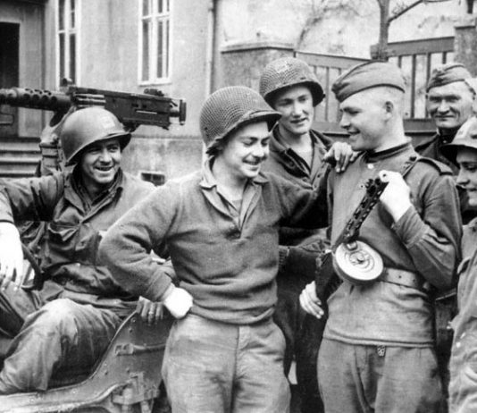 What prevented the allies to attack Berlin 1944