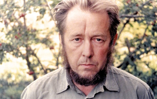 Where did the rumors that Alexander Solzhenitsyn urged the United States to reset the Soviet Union atomic bomb
