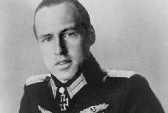 Why Hitler’s scientists are unable to build an atomic bomb Why Hitler's scientists are unable to build an atomic bomb