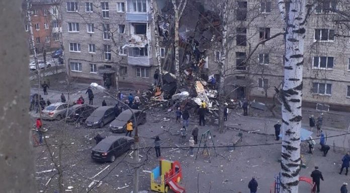 A gas explosion occurred in a residential house in the suburbs A gas explosion occurred in a residential house in the suburbs