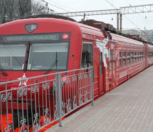 "Aeroexpress" to the end of the year extended the period of validity of season tickets purchased