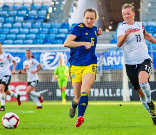 European Football Championship: Joint tournament between women and men as a solution?