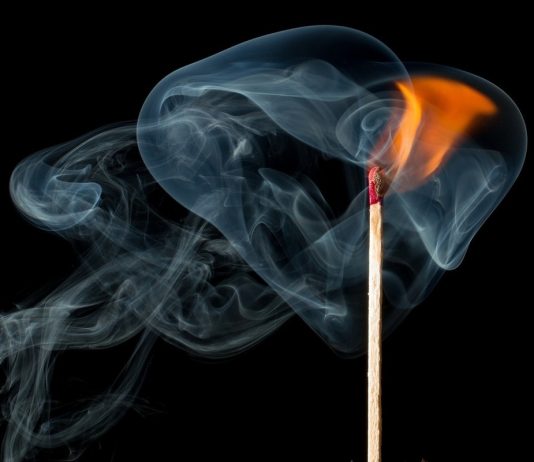 Cigarette manufacturers shut down factories in Russia