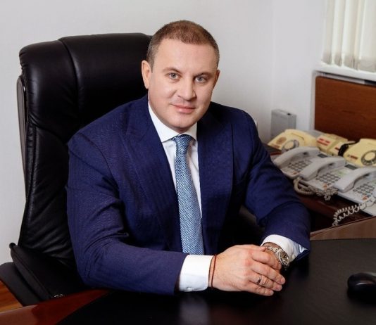 Ex-Deputy head of the Ministry of environment sued journalists for photos scandalous wedding with the Secretary