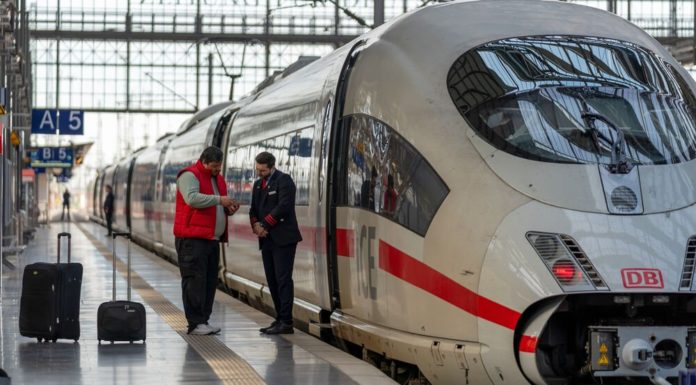 Federal Minister of Transport sure: Mask requirement also in the long-distance trains of the Deutsche Bahn