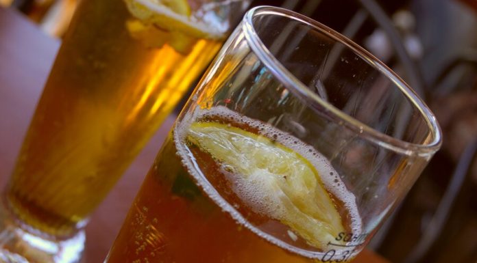 In Mexico suspend production of the Corona due to coronavirus