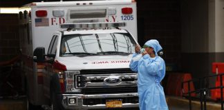 In the United States infected with the coronavirus spouse died in one day