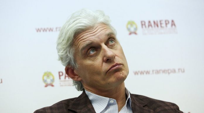 Oleg Tinkov will leave the post of Chairman of Board of Directors of “Tinkoff Bank” Oleg Tinkov will leave the post of Chairman of Board of Directors of "Tinkoff Bank"