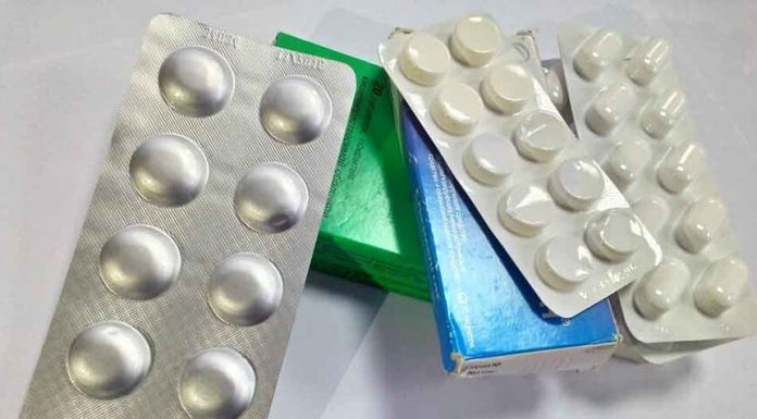 Putin signed a law criminalizing online sale of counterfeit drugs Putin signed a law criminalizing online sale of counterfeit drugs