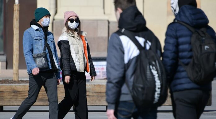 Putin signed a law on criminal liability failure to comply with quarantine Putin signed a law on criminal liability failure to comply with quarantine