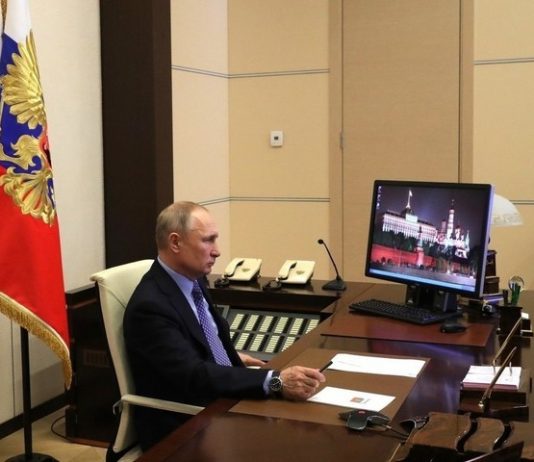 Putin went on udalenku Putin went on udalenku