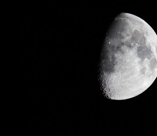 Roscosmos has criticized the decree on the right of States to extract resources of the moon