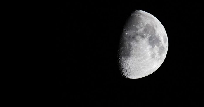 Roscosmos has criticized the decree on the right of States to extract resources of the moon