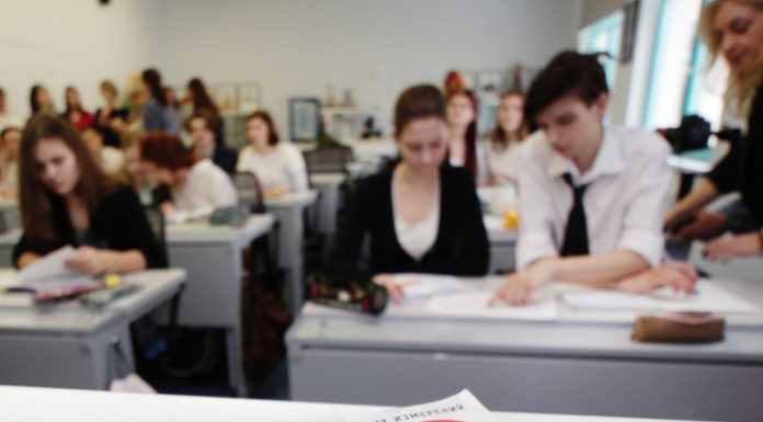 Rosobrnadzor said it was impossible for all graduates to take the exam at home