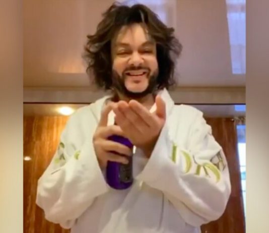 Russian celebrities urged to wash their hands, by starting a flash mob Russian celebrities urged to wash their hands, by starting a flash mob