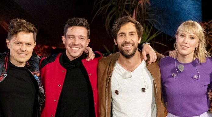 According to this cover, Max Giesinger is “completely through the wind”