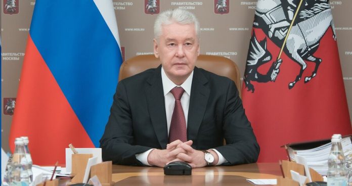 Sobyanin ordered the company to create conditions of social distancing employees