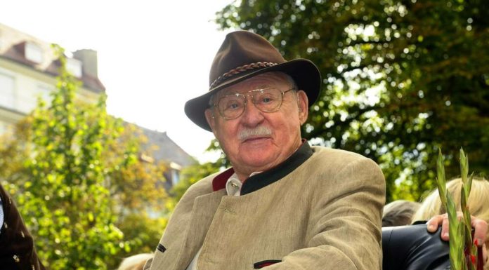 He was "the old man": Rolf Schimpf is blind in one eye