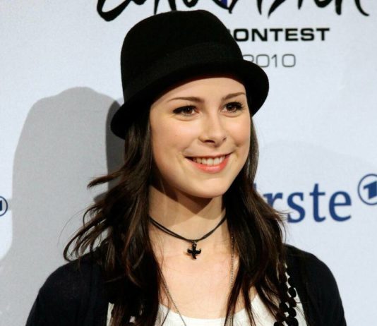 Eurovision replacement: The first shows Lena's ESC victory again