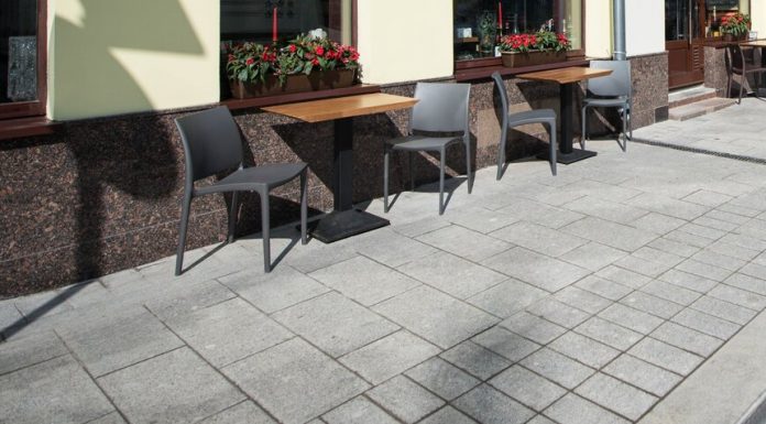 The deadline for the opening of the summer cafe postponed to 15 June