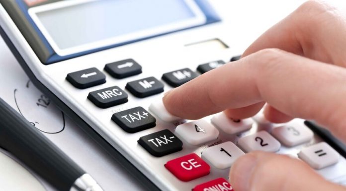 The expert urged Russians to austerity due to the difficult situation in the world