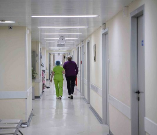 The number of cases of pneumonia among elderly Russians has grown in four years