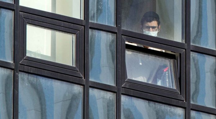 The treatment of patients with coronavirus at home was extended to April 6