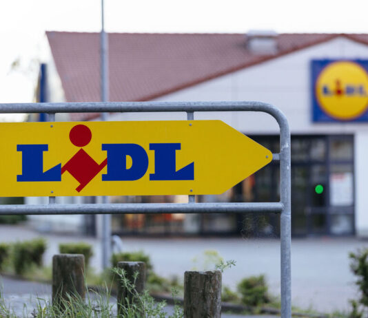 Urgent product recall at Lidl 8 types of sausage contaminated with listeria