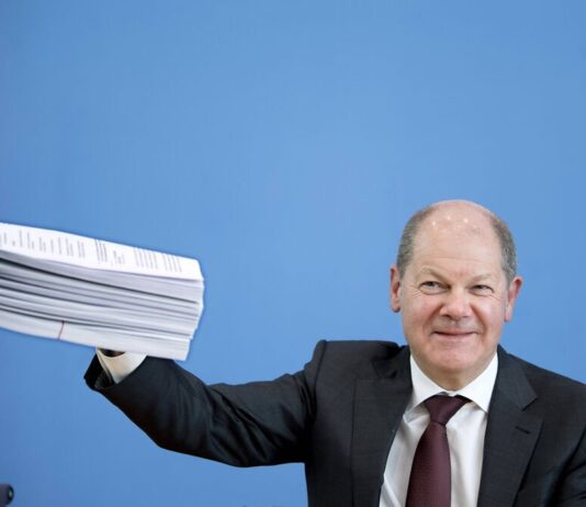 Sensation! Family bonus should come! Scholz plans to donate 300 € per child from the state!