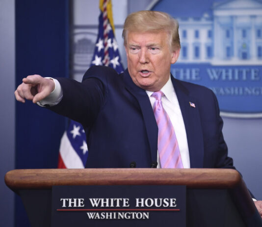 President Trump sure: Coronavirus vaccine later this year