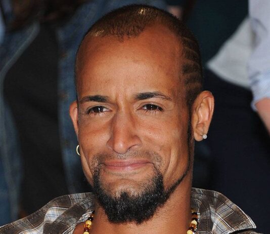 Mark Medlock ends his musical career forever