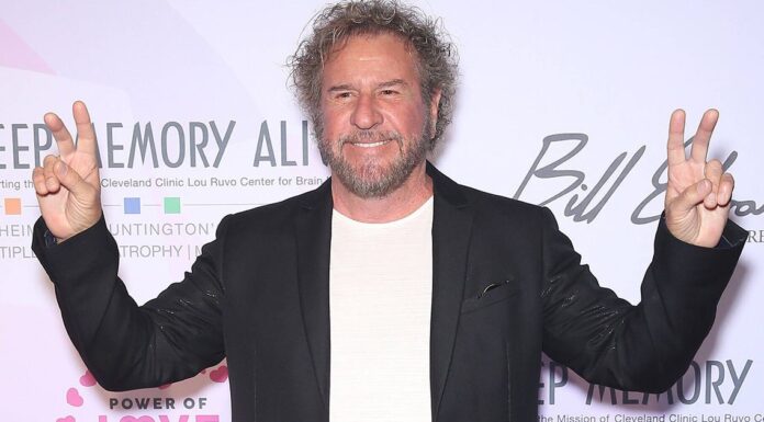 Rock veteran Sammy Hagar (72) doesn't even think about retirement while sleeping