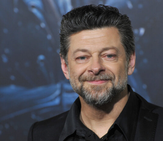 Gollum actor Andy Serkis reads "The Hobbit" in full length