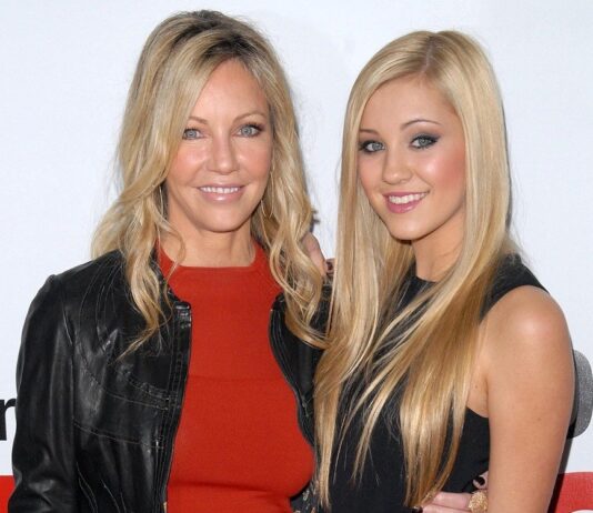 Heather Locklear celebrates graduation of her daughter Ava at home