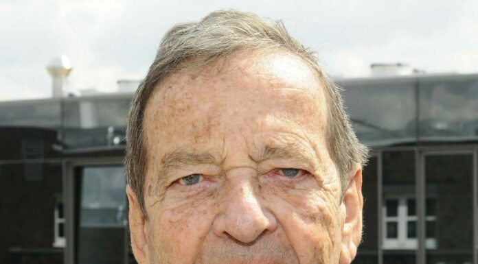 Film composer Peter Thomas died at the age of 94