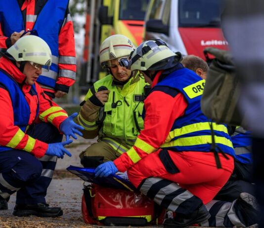 Full closure! Dramatic accident series on the A1 – rescue workers fully challenged