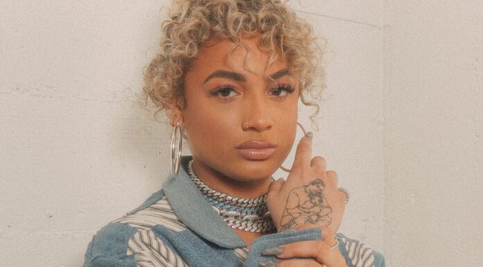 DaniLeigh: She's dancing so sexy in the new "Dominican Mami" video