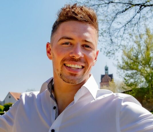 Ramon Roselly: Two new TV shows and a look behind the scenes