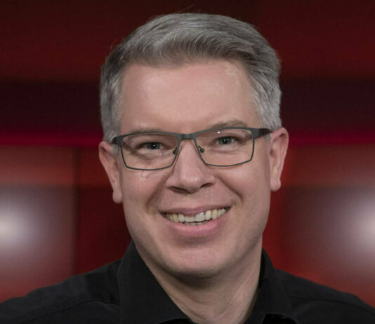 Frank Thelen: "The first air taxis will soon offer their services"