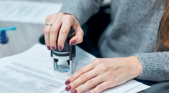 4 Common Notary Mistakes That Can Lead To Legal Problems
