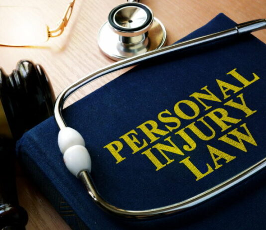 5 Roles of a Personal Injury Lawyer