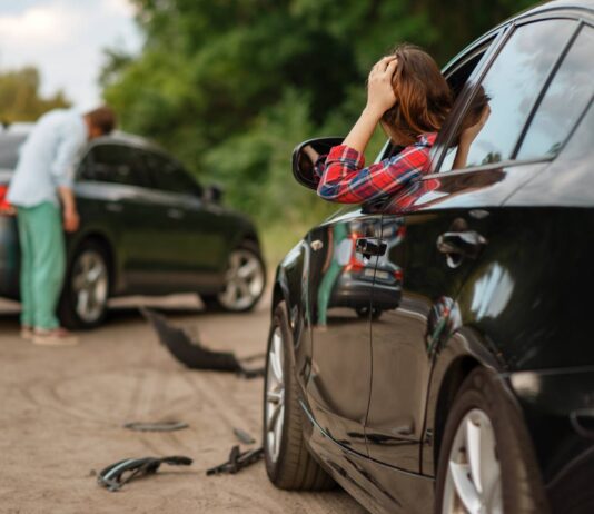 6 Crucial Reasons Why Should You Hire A Car Accident Lawyer?